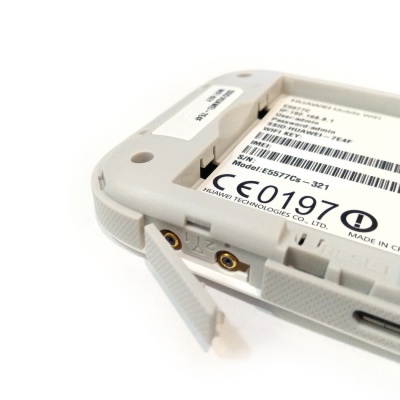 3G/4G Роутер Huawei E5577Cs-321