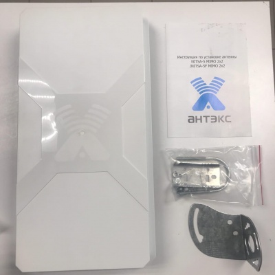 Антэкс Nitsa-5 MIMO 2x2 панельная антенна